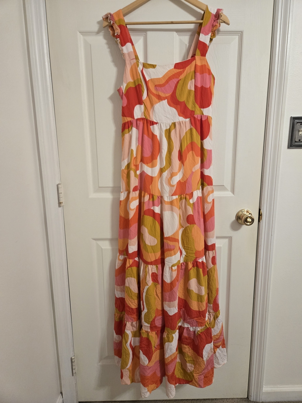 TCEC Sleeveless Tiered Maxi Dress in Pink & Orange Abstract Print Size Large